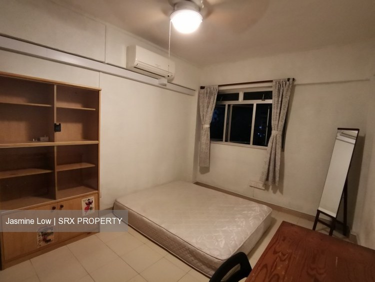 Blk 319 Jurong East Street 31 (Jurong East), HDB 4 Rooms #195689062